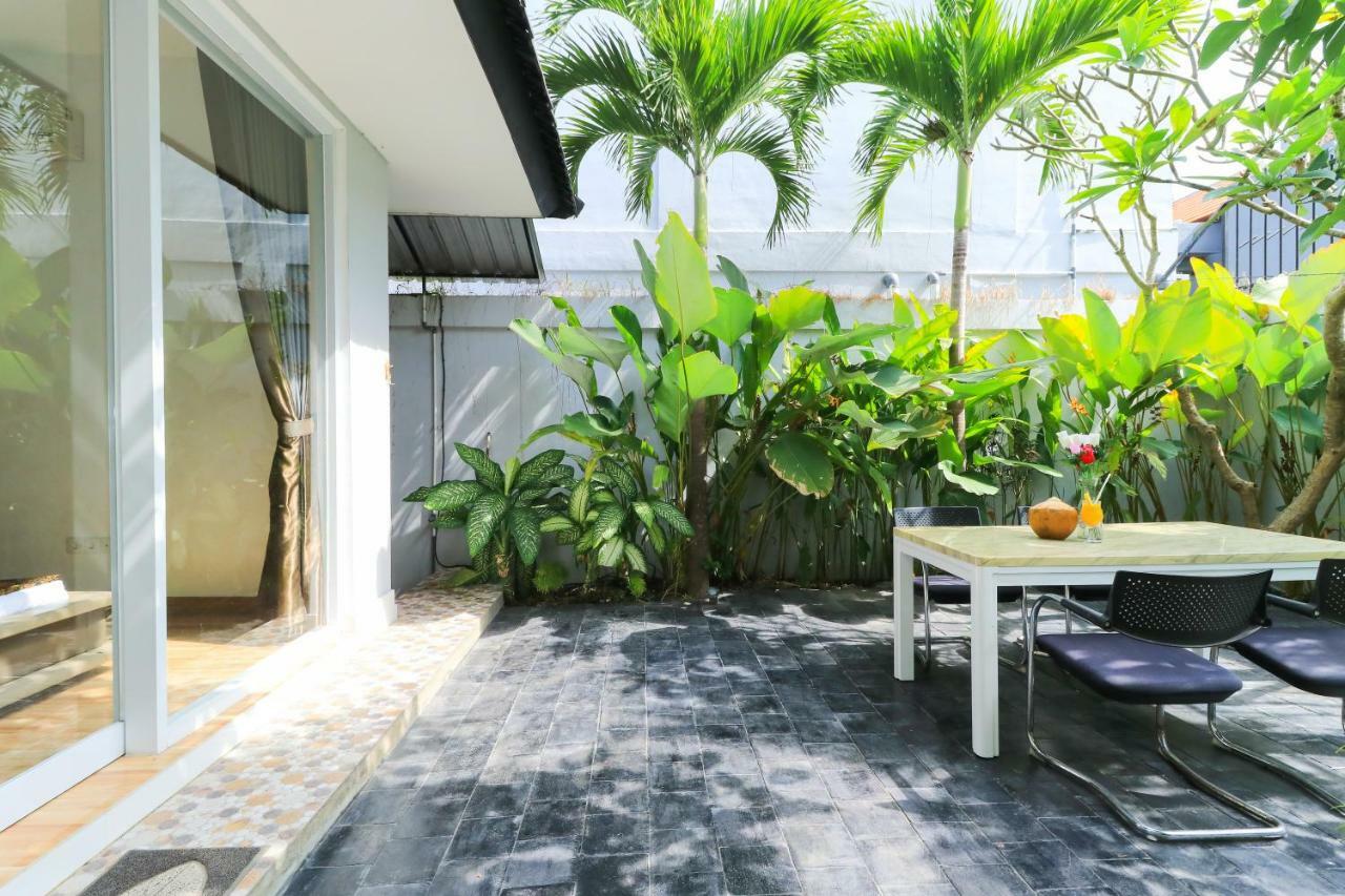 Wisma tamu Margarita Surf Canggu (Bali)